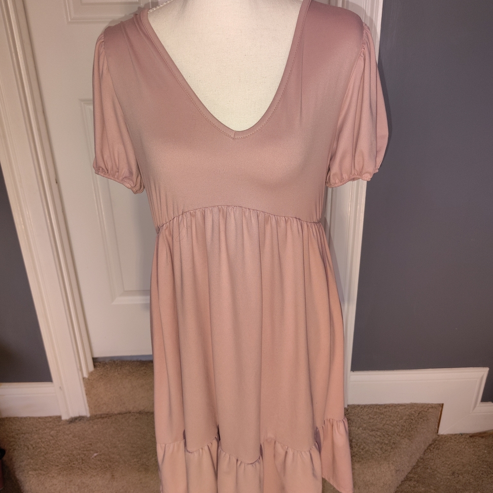 June & Ivy Medium V-Neck Puff Sleeve Tiered Dress - Dusty Rose